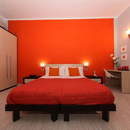 H Boutique 3*