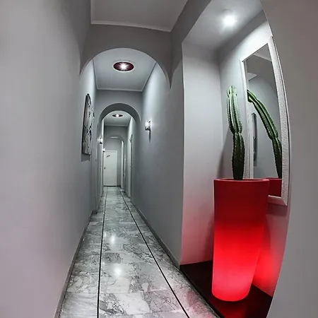 H Boutique 3* Neapel