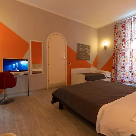 H Boutique 3* Neapel