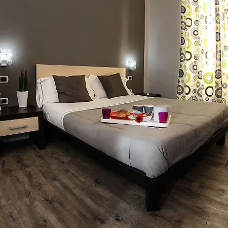 H Boutique 3* Неаполь