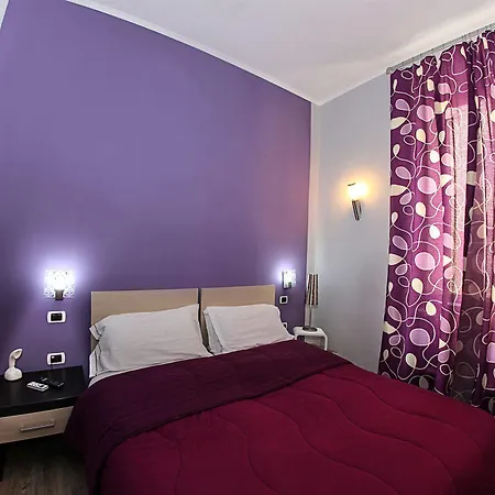 מלון H Boutique 3*