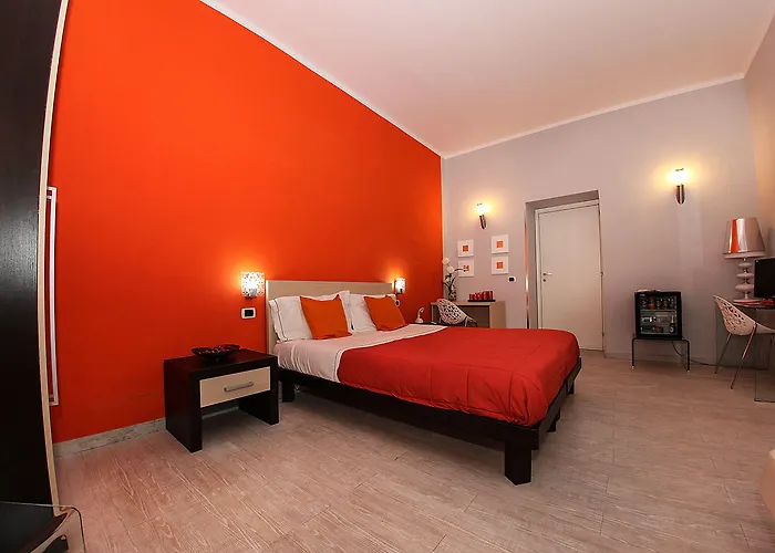 H Boutique 3* Napoli