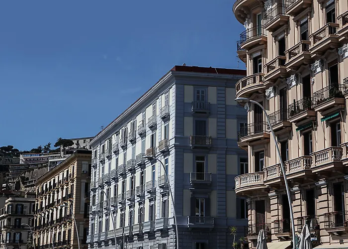 H Boutique 3* Napoli