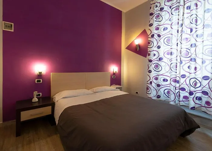 H Boutique 3* Napoli