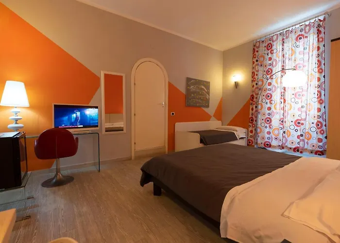 H Boutique 3* Napoli