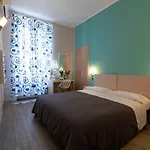 H Boutique Ξενοδοχείο 3*
