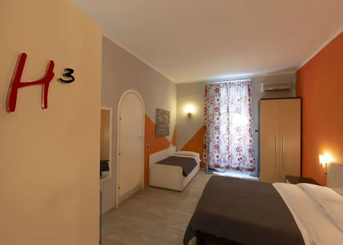 H Boutique 3*